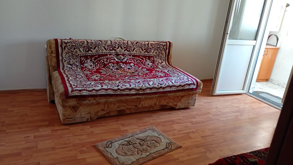 De inchiriat apartament doua camere
