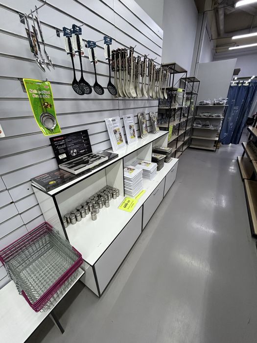 Стеллаж с ячейками