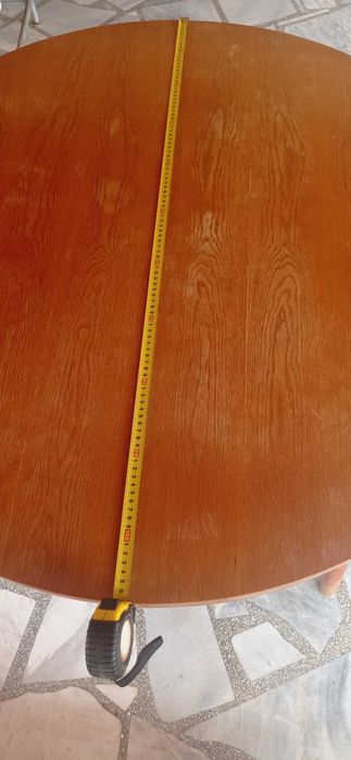 Кухненска маса за хранене