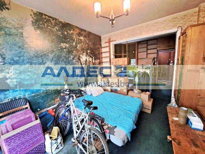 Продава се Двустаен апартамент в София, Център - 70 кв.м за 4143 €/кв.м - Снимка #2