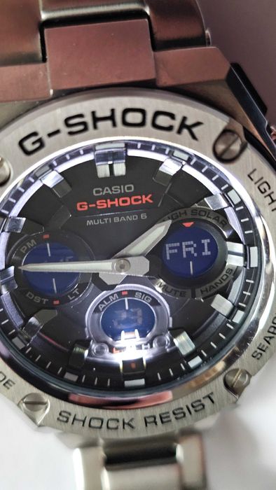 Casio G-shock GST-W110D