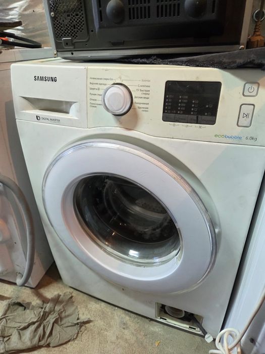 Продам Срочно стиральную машину