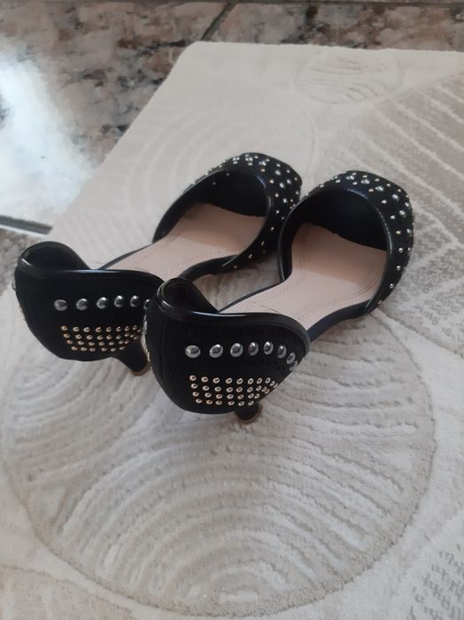 Дамски обувки запазени