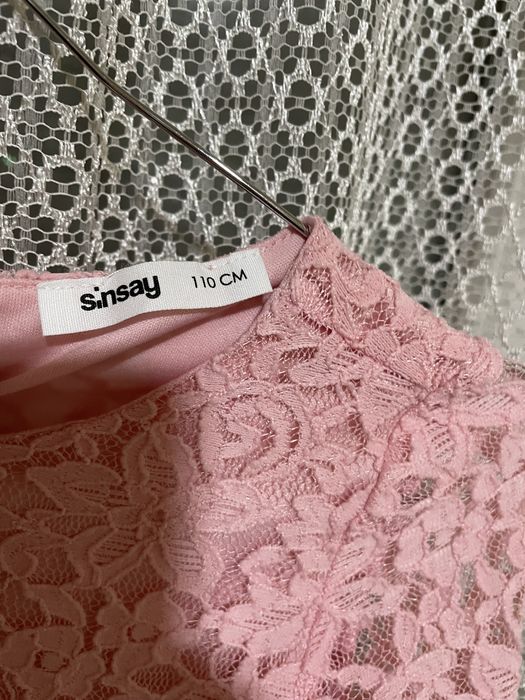 Rochită roz din dantelă Sinsay 110