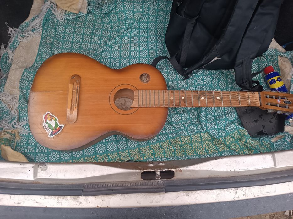 Гитара дерево отдам