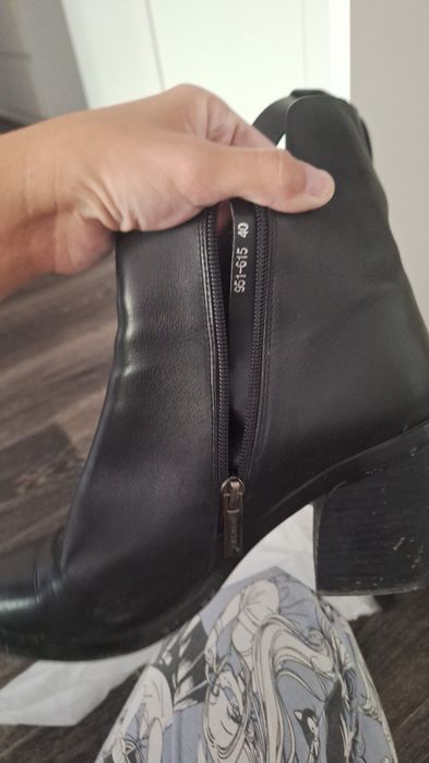 Продам сапоги кожаные