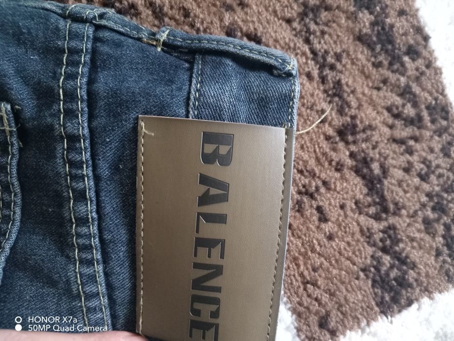 Джинсовые брюки 3000т