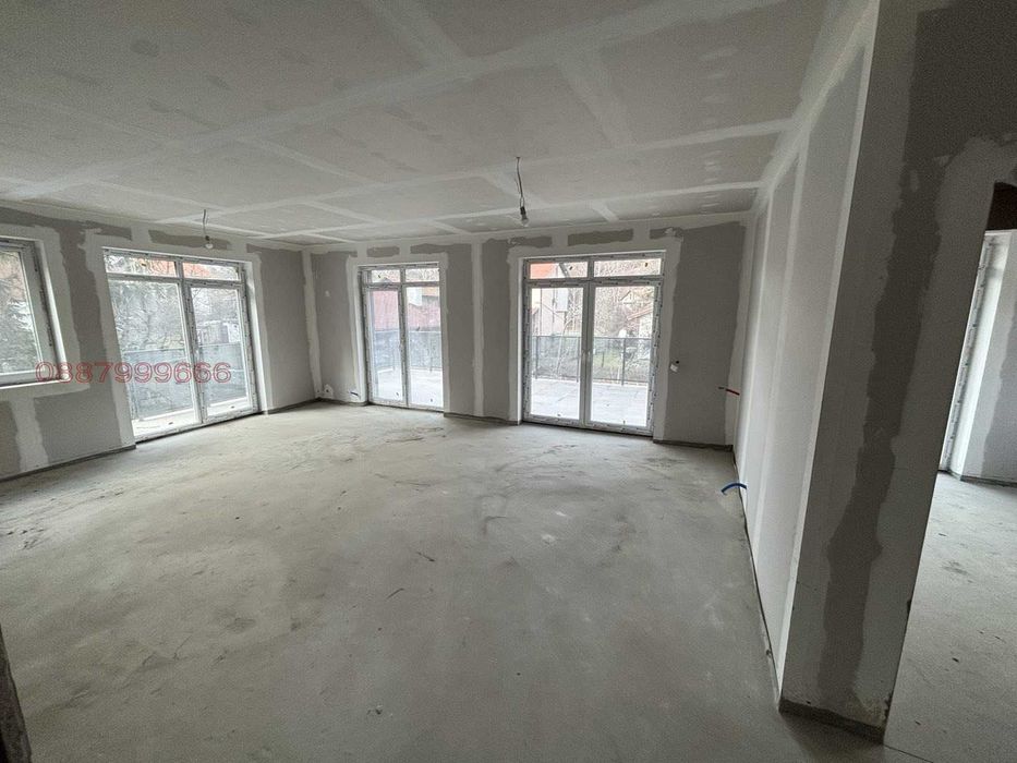 Продава се Къща в с. Владая, Област София-град - 285 кв.м за 2278 €/кв.м - Снимка #11