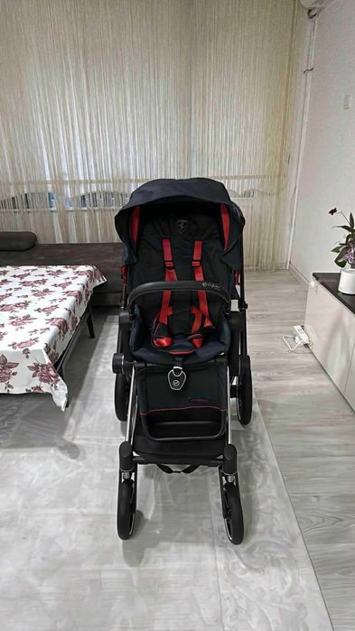 Cybex Priam Ferrari