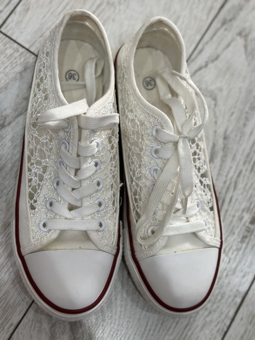 Продам кеды 36 размер