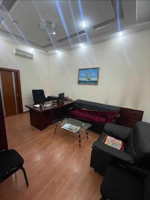 Гостиница Россия Магазин Океан сдаётся офис 4х ком. Отдельно здание!