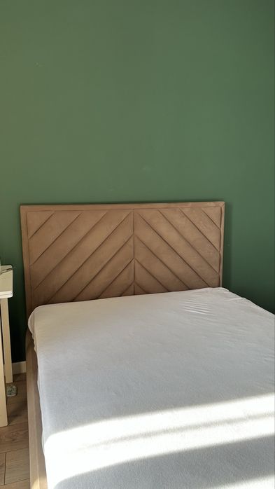 Кровать с  ортопедическим матрасом