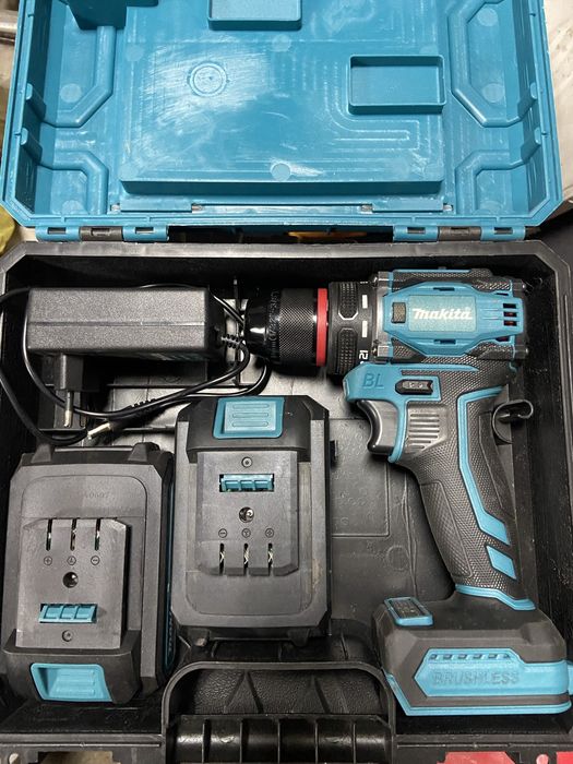 Дрель шуруповерт