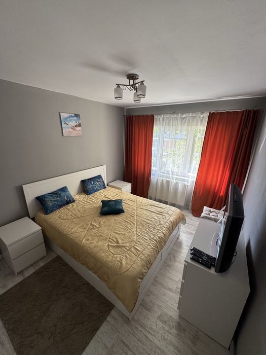 Apartament 3 camere de inchiriat