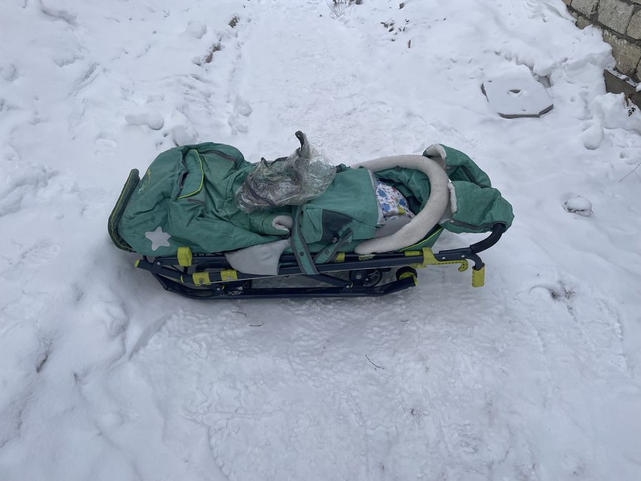 Продам зинмие санки