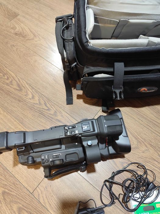 Canon XN A1 видеокамера