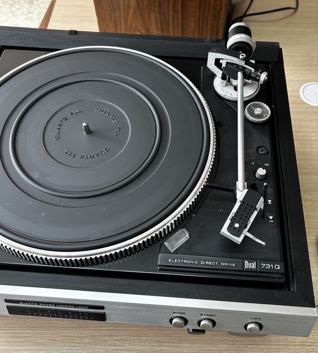 Проигрыватель Hi-Fi Dual 731Q