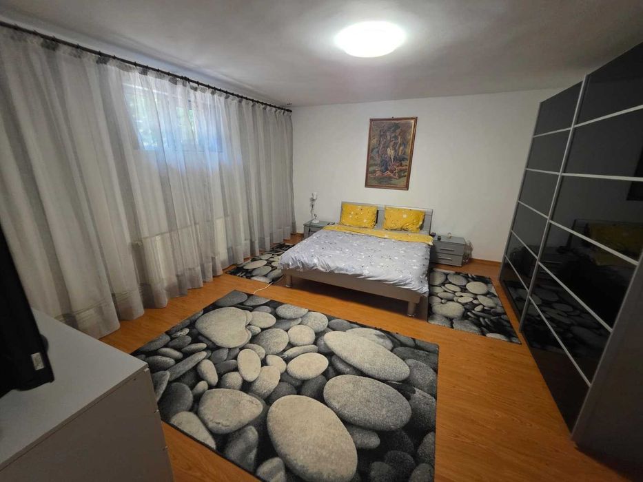 Proprietar - Apartament cu 2 camere *la casa* Nicolina
