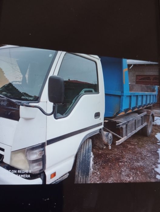 Исузи самосвал сотилади