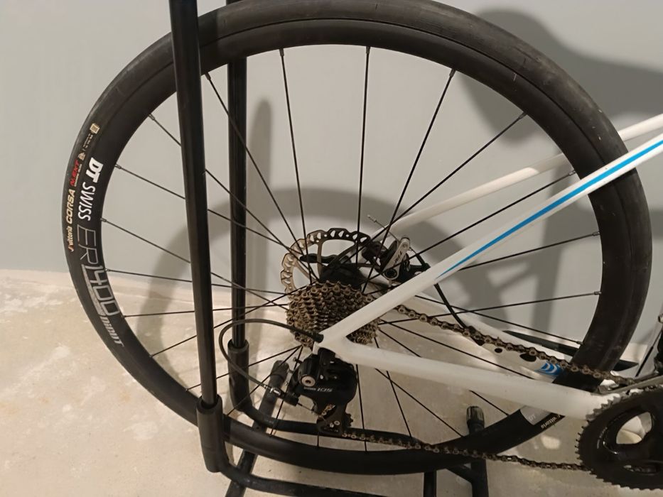 Giant Defy Advanced 2 (Размер M) – Карбон