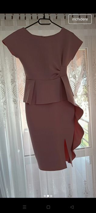 Rochie elegantă ,de culoare roz