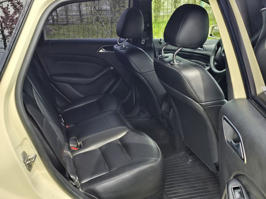 Mercedes B200 2014 Benzina+Gaz de fabrica, Euro 6