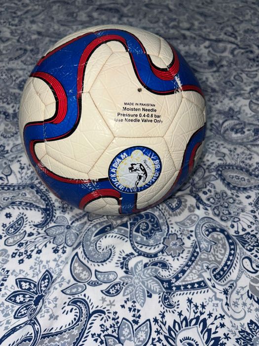 Minge semnată de Helmut Duckadam