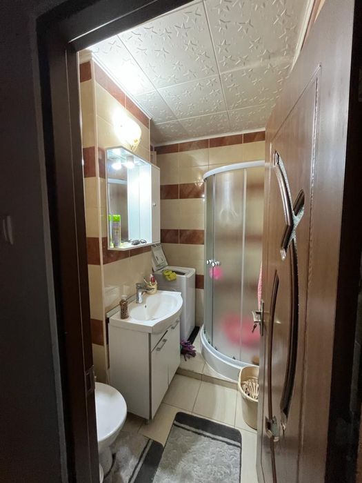 Inchiriez garsoniera