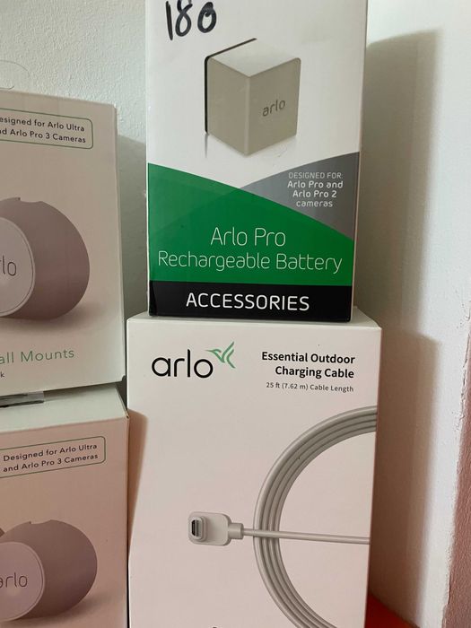 ARLO Cablu 7,6m Essential magnet ultra baterie pro videocam NouSIGILAT