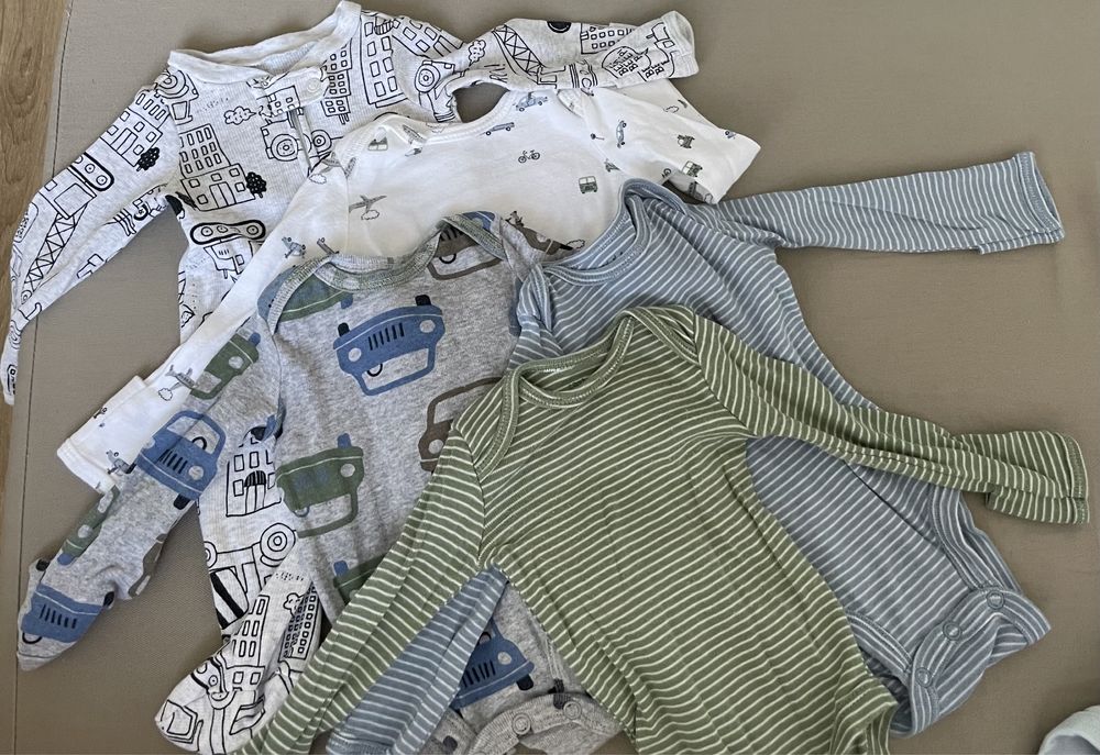 Lot hăinuțe Carter's