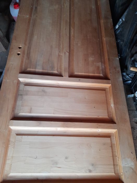 Vând usă lemn brad