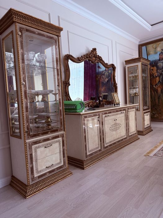Гарнитуры, мягкая мебель, кровати