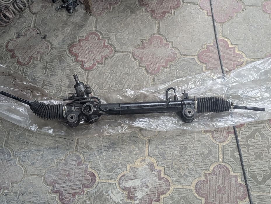 Рулевая рейка Lexus RX300