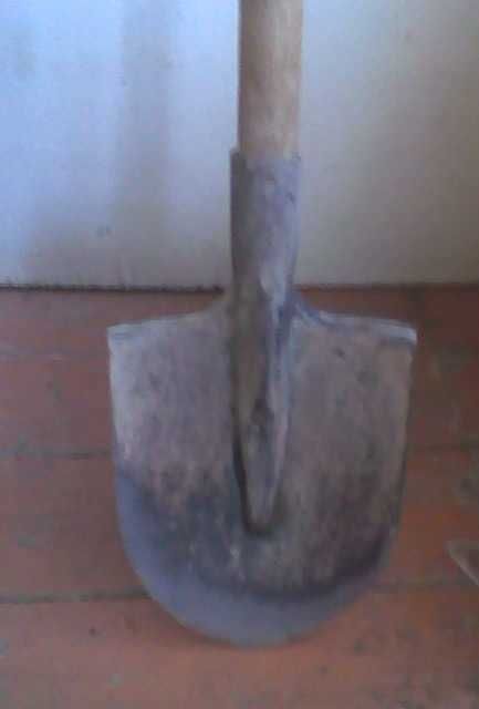 Ножницы садовые, лопата штыковая