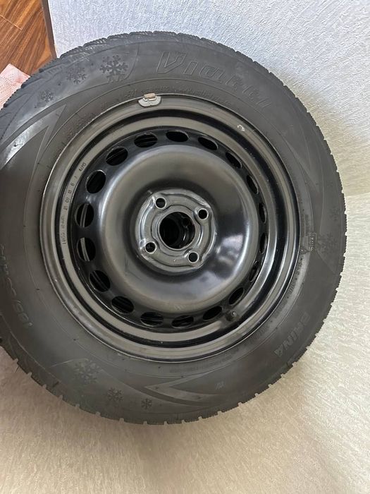 Зимние автошины б/у