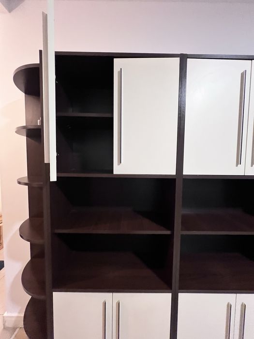 Biblioteca doua corpuri separate cu setare si sifonier