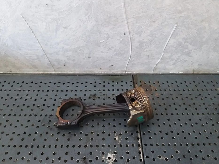 Piston cu biela 1.4 b vw polo 9n