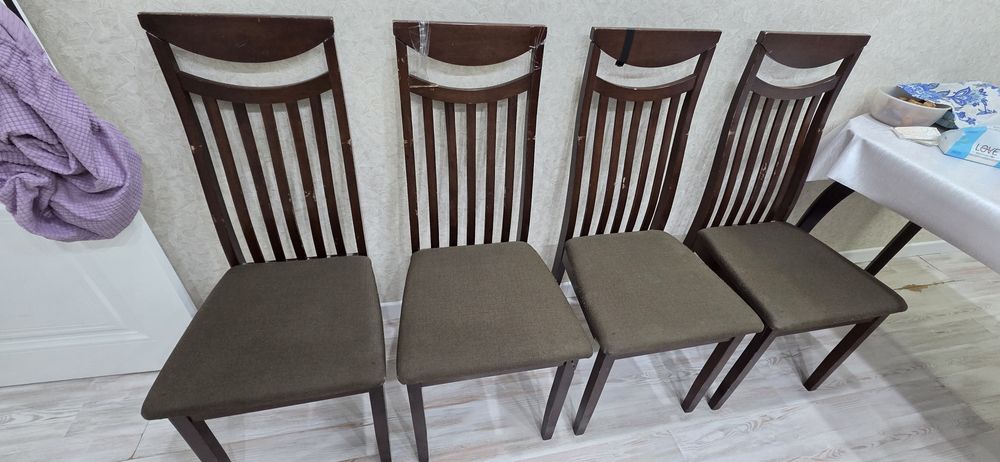 Продаётся стуля 4 шт