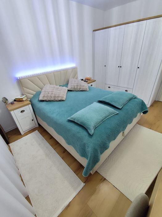 Închiriez apartament cu 2 camere in Tractorul