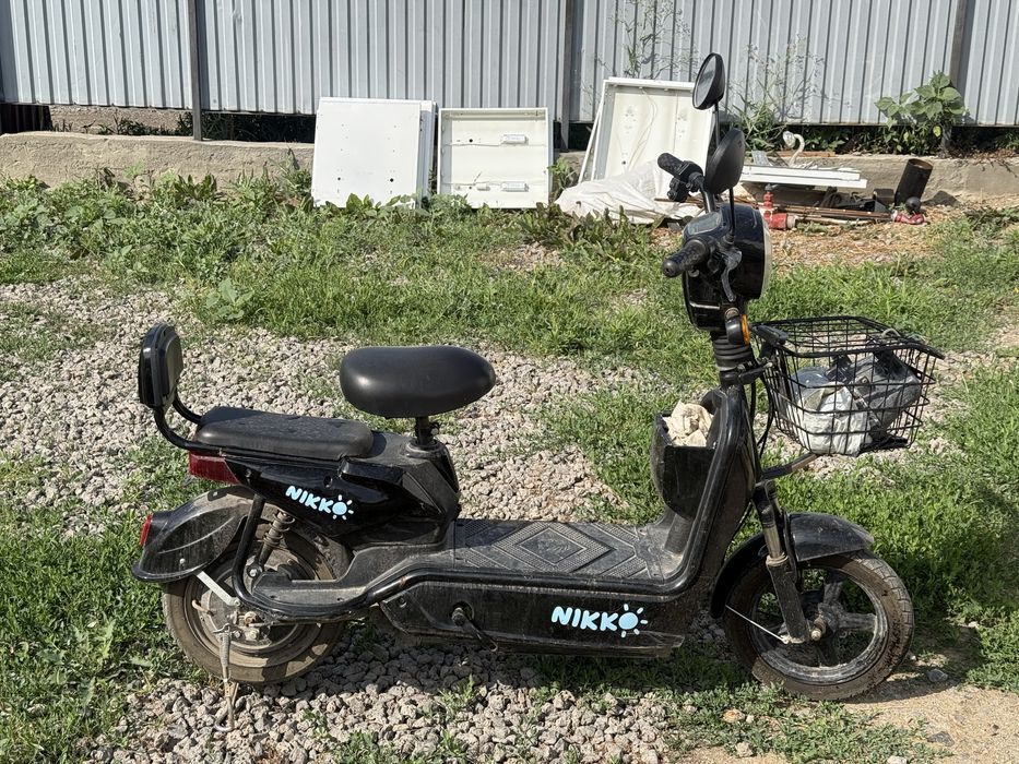 Электросамокат никко