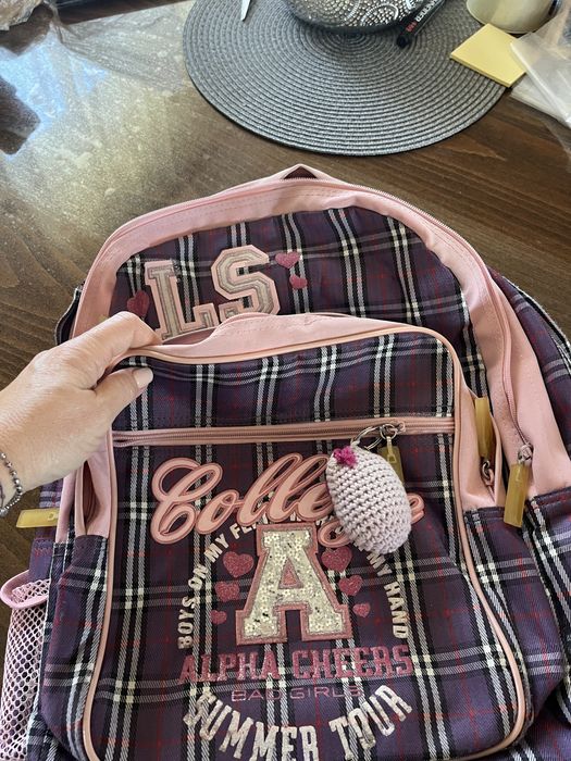 Ортопедична раница за училище