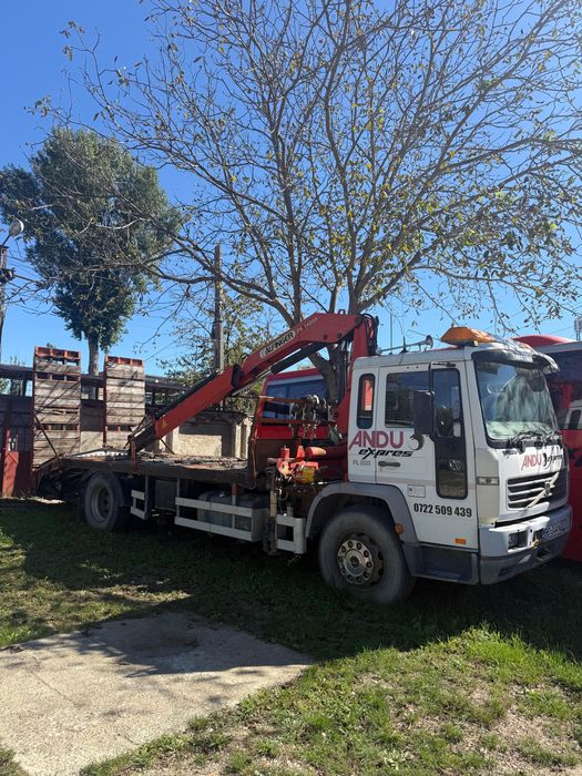 Camion volvo platformă cu macara Palfinger PK 14000