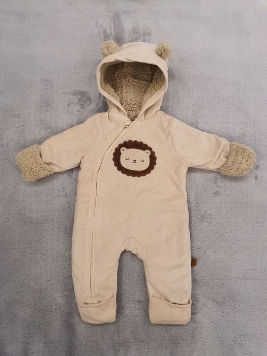 Salopeta ursulet cu manusi si botosi, bebe 3-6 lun