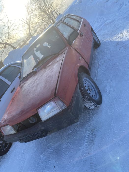 Продам ваз 2109 срочно