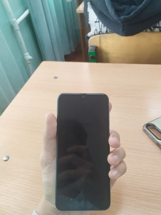 Obmenga samsung a50 yaxshi xolatda