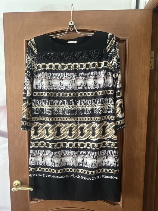 Платья женские коктельные