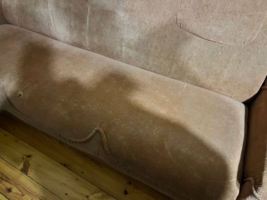 Продам диван с креслой