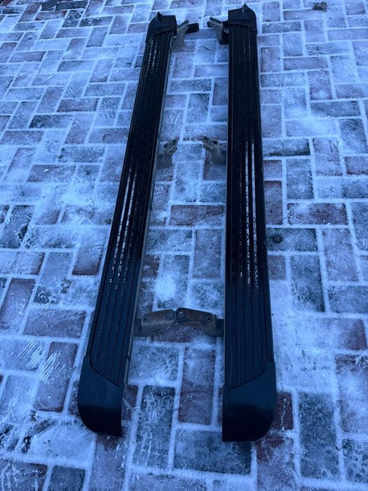 Порог на Ланд Крузер 200