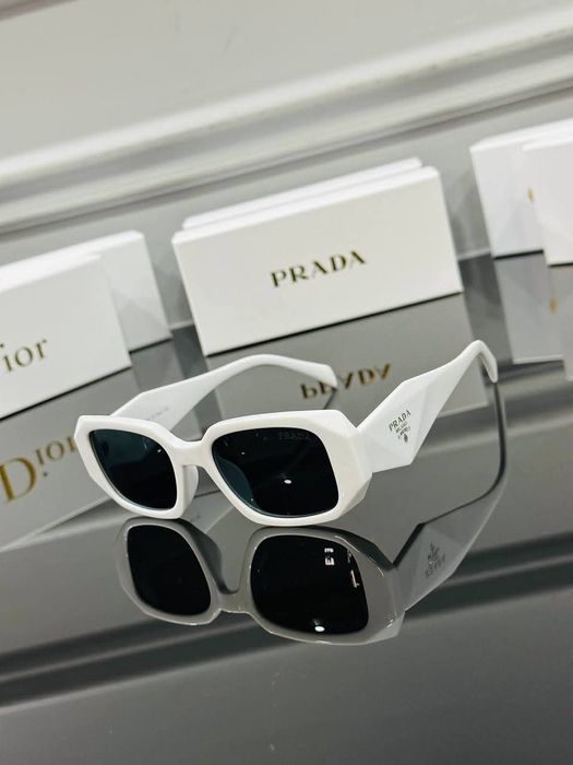 Мъжки и Дамски слънчеви очила