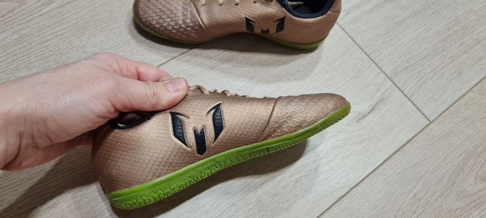 Сороконожки оригинал адидас